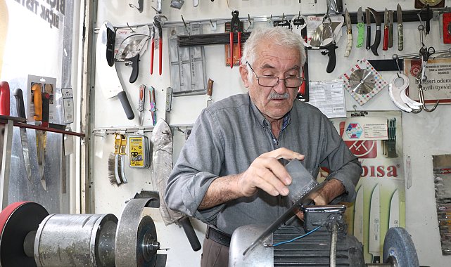 Baba mesleği bileyiciliği 60 yıldır sürdürüyor