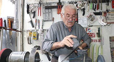 Baba mesleği bileyiciliği 60 yıldır sürdürüyor