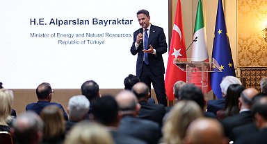 Bakan Bayraktar: Türkiye 2053 yılında karbon nötr bir ekonomi olacak