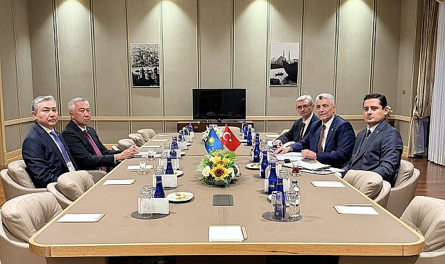 Bakan Bolat, Kazakistan Başbakan Yardımcısı Jumangarin ile görüştü