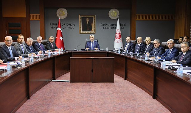 Bakan Bolat: Otomotiv sektörünün temsilcileriyle bir araya geldi