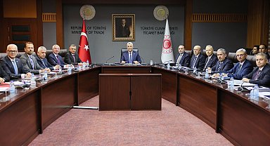 Bakan Bolat: Otomotiv sektörünün temsilcileriyle bir araya geldi