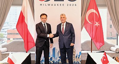 Bakan Bolat, Polonya Maliye ve Ekonomi Bakanı Domanski ile bir araya geldi