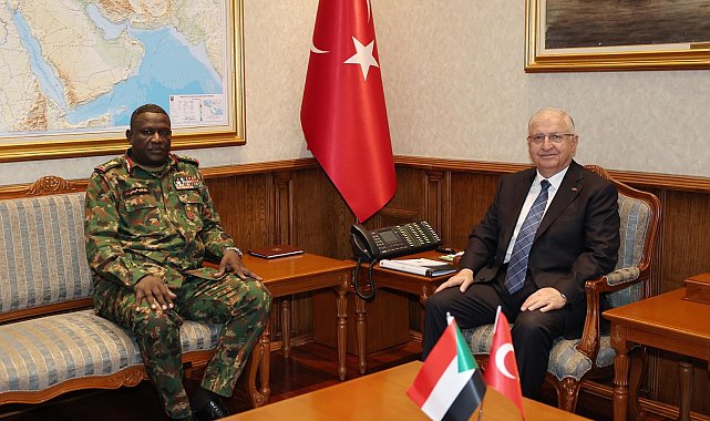 Bakan Güler, Sudan Kara Kuvvetleri Komutanı'nı kabul etti