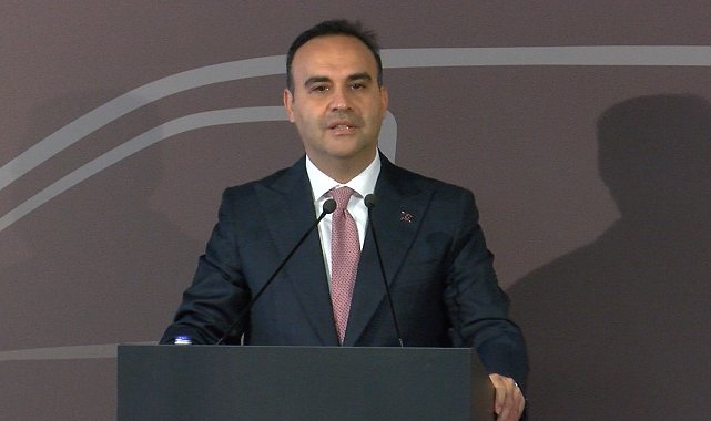Bakan Kacır: Türkiye, otomotiv ve mobilite yatırımları için doğru adrestir