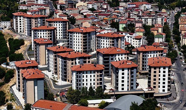 Bakan Kurum: Maltepe'deki hak sahipleri için yeni konutlar hazır