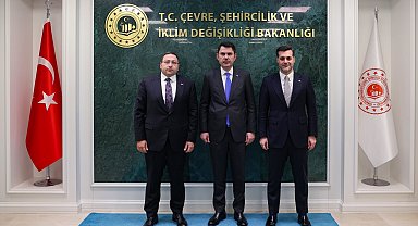 Bakan Kurum, Üsküdar Belediye Başkan Vekili Gültekin'i kabul etti
