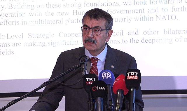 Bakan Tekin: Hedefimiz, Macaristan ve Türkiye arasındaki ikili ticaret hacmimizi 10 milyar dolara çıkarmak