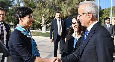 Bakan Uraloğlu, AB Komiseri Kos ile bir araya geldi