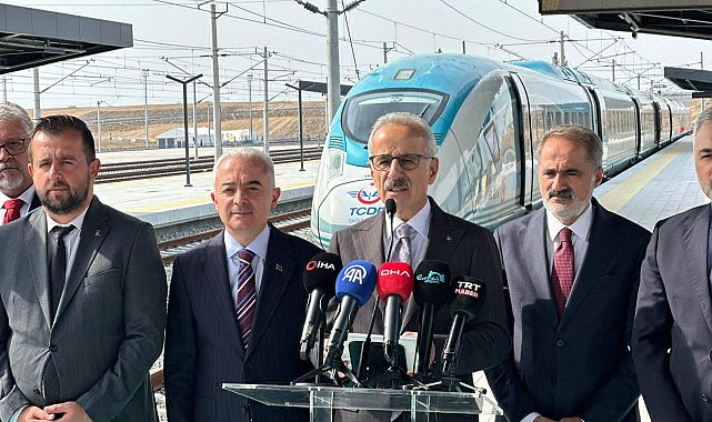 Bakan Uraloğlu: Halkalı-Kapıkule yolcu seyahat süresi 4 saatten 1,5 saate düşecek