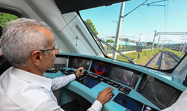 Bakan Uraloğlu: Marmaray 13 yılda 1,6 milyar yolcu taşıdı