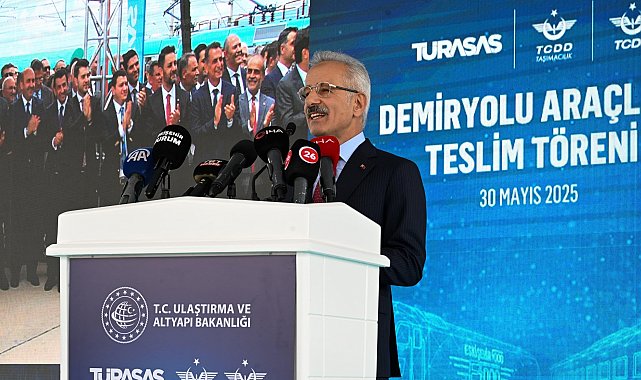 Bakan Uraloğlu: Tanzanya'ya 100 yük vagonu ihraç edeceğiz