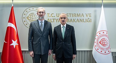 Bakan Uraloğlu, Ukrayna'nın Ankara Büyükelçisi Dzhelialov ile bir araya geldi