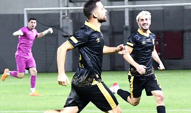 Balıkesirspor, Akşehirspor'u 3 golle geçti