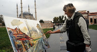 Balkan ülkelerinden 24 ressam, Selimiye Camisi'ni tuvallerine taşıdı