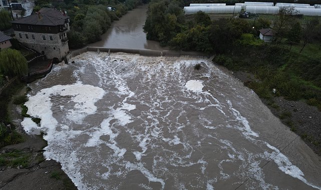 Bartın Irmağı yağmur sonrası köpürdü
