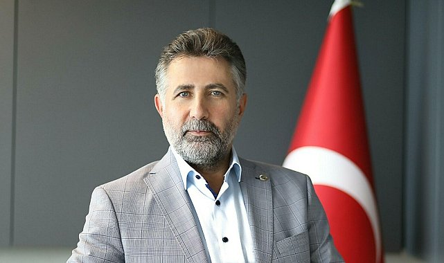 Bayraklı Belediyesi'ne operasyon: 46 gözaltı