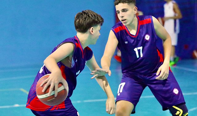 Bergama'da gençlere basketbol şöleni