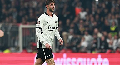 Beşiktaş'ta Ümit Akdağ'ın sağ eline kırık tespit edildi