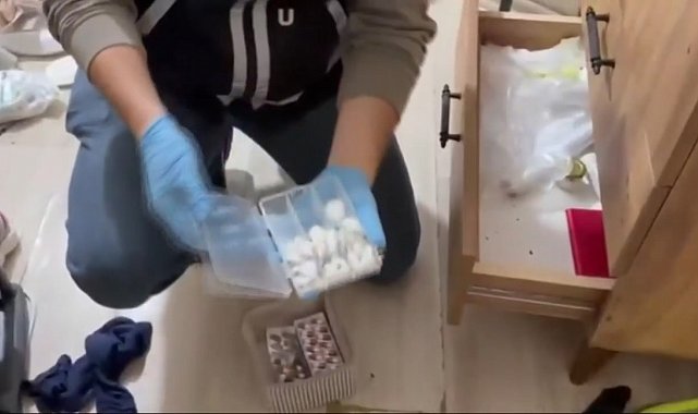 Beyoğlu'nda uyuşturucu operasyonu: 4 şüpheli yakalandı