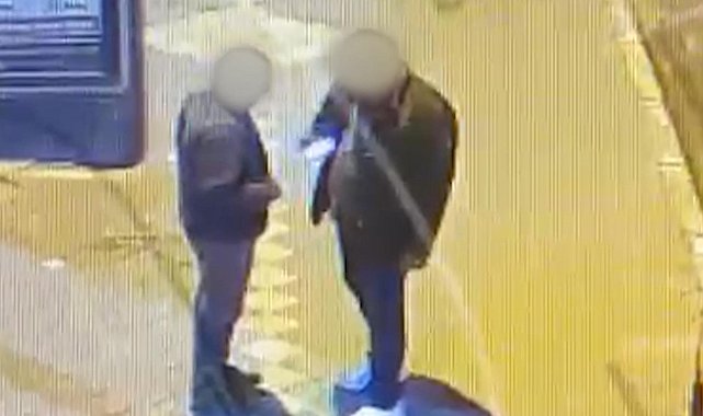 Bıçak tehdidiyle telefon gasbeden şüpheli tutuklandı