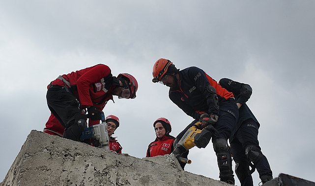 Bingöl'de 7 büyüklüğünde deprem senaryolu tatbikat