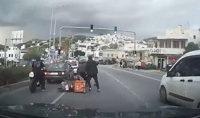 Bodrum'da trafikte kuryeye saldıran 2 kişiye 360 bin lira ceza