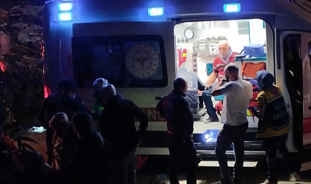 Bolu'da cip uçuruma yuvarlandı: 4 yaralı