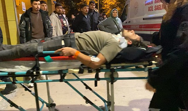 Bursa'da domates yüklü kamyonet TIR'la çarpıştı: 2 ağır yaralı