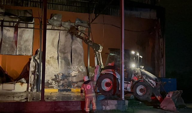 Bursa'da soğuk hava deposunda yangın