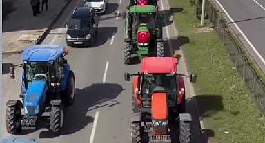 Çeltik üreticileri traktörlerle konvoy oluşturdu