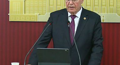 CHP'li Öztrak: Yeni Partili milletvekilleri; size dağıtılan para CHP'ye aittir