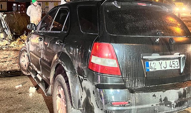 Cip, iş yerinin bahçe duvarına çarptı: 4 yaralı