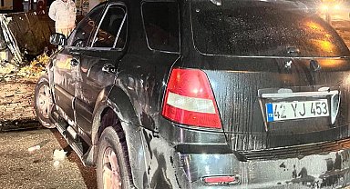 Cip, iş yerinin bahçe duvarına çarptı: 4 yaralı