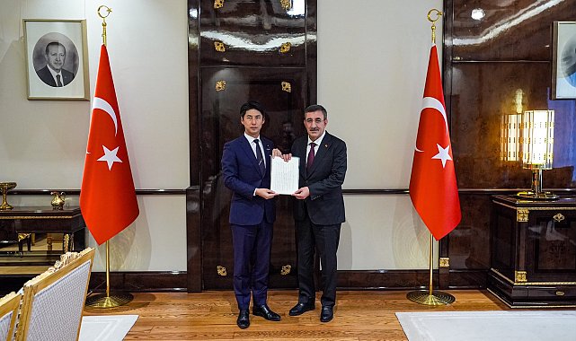 Cumhurbaşkanı Yardımcısı Yılmaz, Japonya Devlet Bakanı Nakasone ile görüştü