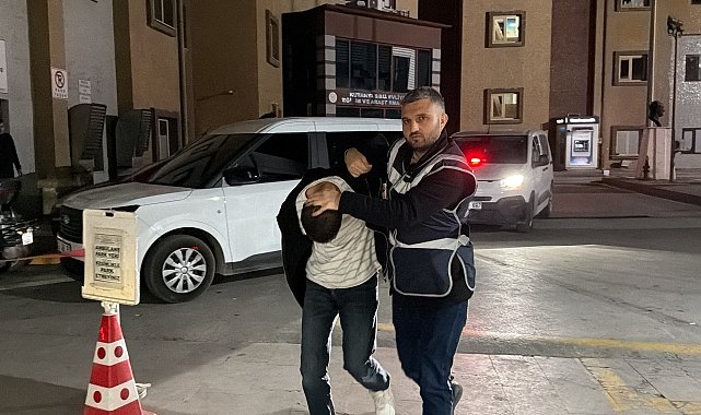 Denizli'de polis kılığında dolandırıcılık yapan şüpheliler Kütahya'da yakalandı