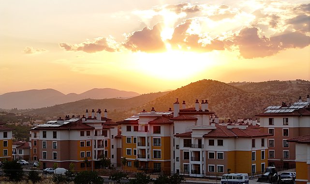 Deprem bölgesinde tamamlanan yeniden inşa çalışmaları ABD basınının gündeminde