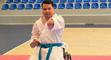 Depremde iki bacağını kaybetti, hastanede tanıştığı para karate ile hayata tutundu