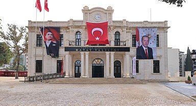 Depremde zarar gören Hatay'ın 98 yıllık tarihi valilik binası yeniden inşa edildi