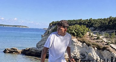 Devrilen motosikletin sürücüsü Ömer öldü
