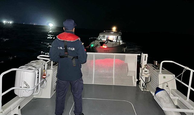 Didim açıklarında sürüklenen teknedeki 3 kişi kurtarıldı