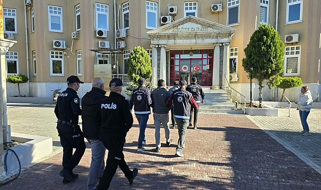 Didim'de 25 kaçak göçmen yakalandı; 3 organizatör tutuklandı