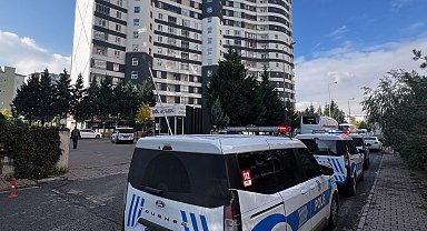 Dini nikahla birlikte yaşayan çift, bıçakla birbirini yaraladı