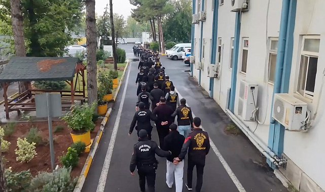 Diyarbakır merkezli 10 ilde fuhuş operasyonu: 17 tutuklama