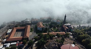 Diyarbakır'da sis etkili oldu; tarihi mekanlar dronla görüntülendi