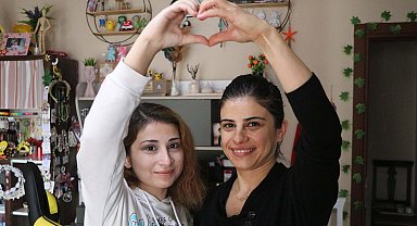 Doktorların 'sabaha çıkmaz' dediği Tuğba, resim ile hayatı tutunup lösemiyi yendi