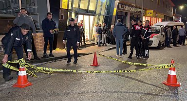 Düğünde bıçaklı kavga: 2 yaralı