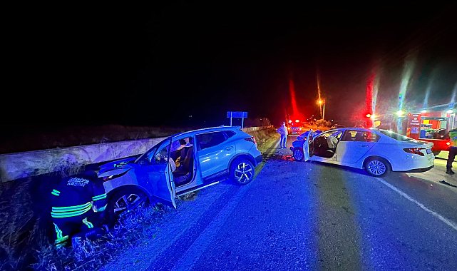 Edirne'de 2 otomobil çarpıştı; 5 yaralı