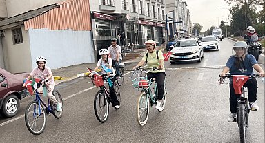 Edirne'de, Gazze ve Doğu Türkistan için pedal çevirdiler