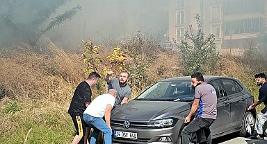 Edirne'de otluk alanda yangın; otomobili kurtarmak için seferber oldular